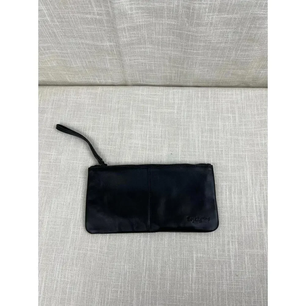 Seychelles Black Leather Wristlet Clutch‎